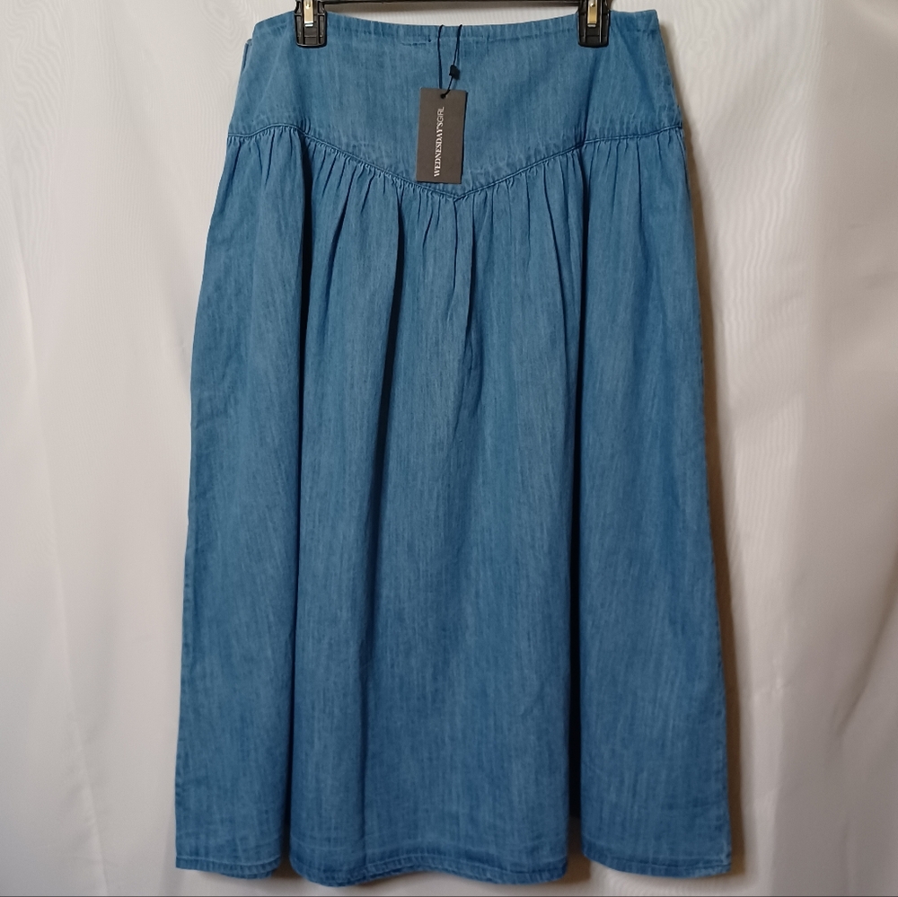 Wednesday Girl Chambray Blue Midi Skirt With Gathers. Size XL - Picture 10 of 15
